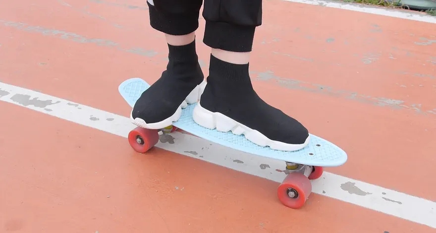 Penny Board Nasıl Sürülür