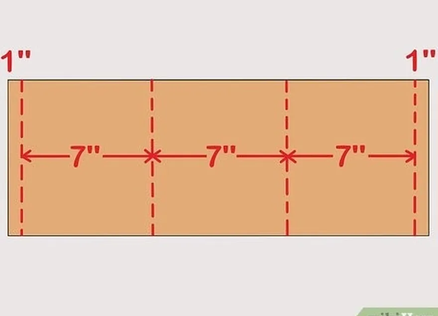 adım 2 yapıştırılacak bölümler oluşturmak ve kasnağa şekil vermek için karton şeridi çizin.