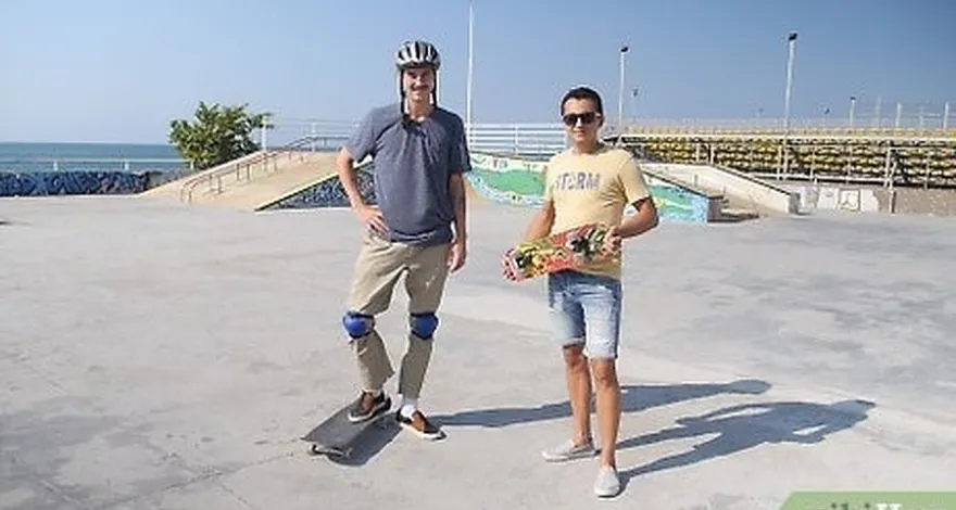 adım 5 tanıdığınız birinden şu bilgileri almayı düşünün's good at skateboarding to teach you.